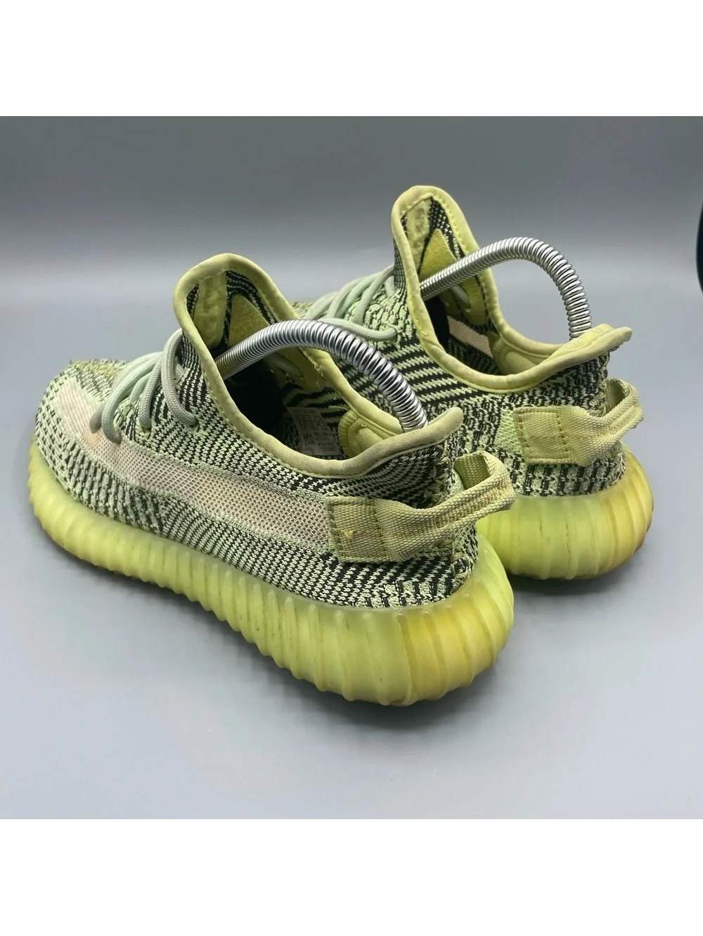 adidas Yeezy Boost 350 V2 Yeezreel